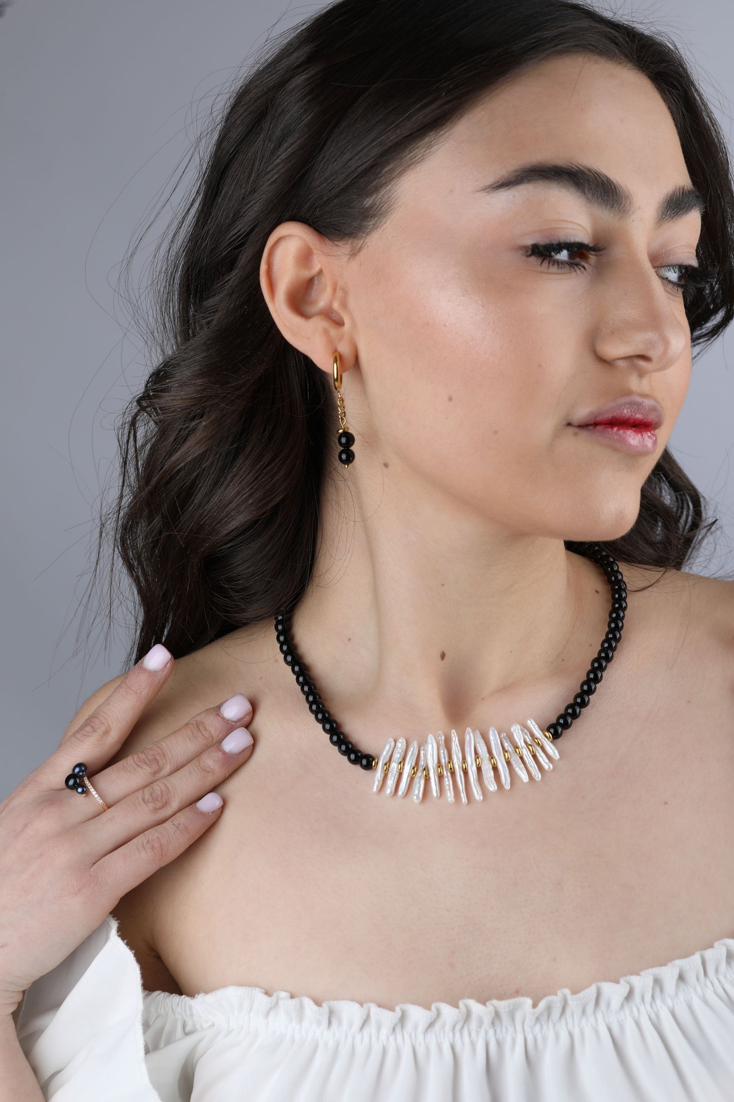 Freshwater Pearl & Onyx Necklace – Handmade Baroque Pearl Jewelry | Armenia
