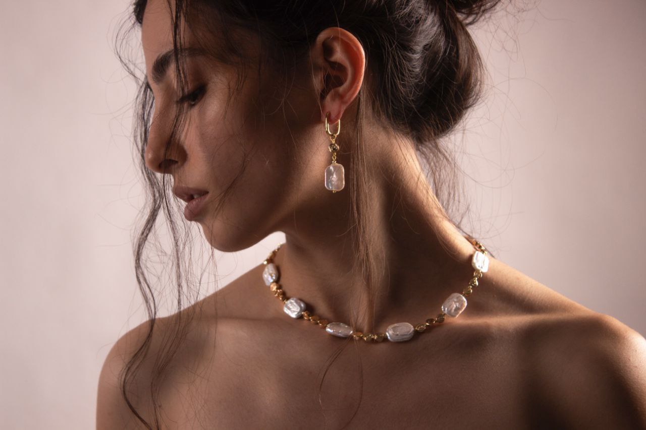 Handmade Pearl & Rose Hematite Jewelry Set – Gold-Tone Details | Armenia